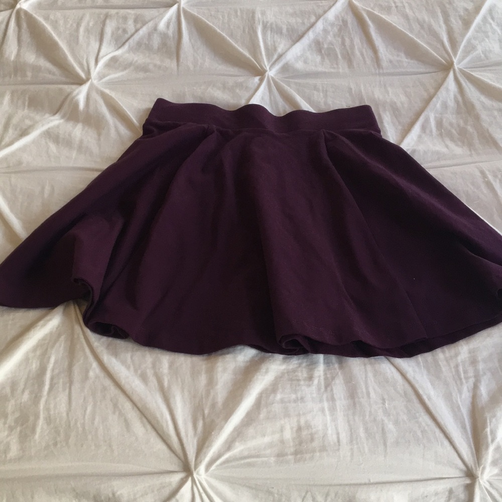 H&M maroon skater skirt